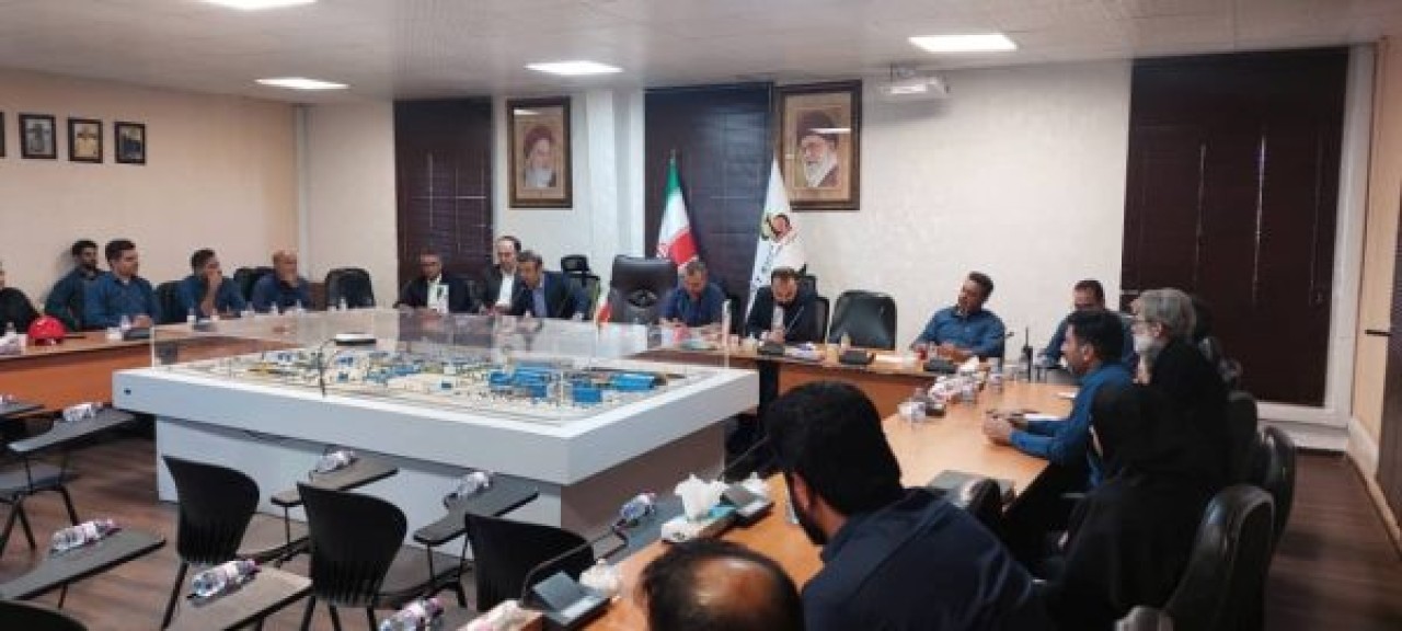 بازدید استانی مدیرعامل بیمه آرمان از پرتفوهای بیمه ای طرف قرارداد در استان کرمان بازدید استانی مدیرعامل بیمه آرمان از پرتفوهای بیمه ای طرف قرارداد در استان کرمان